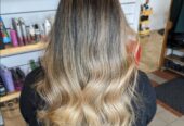 Le Salon de Beauté de vos Rêves: Couleurs Capillaires et Service Exceptionnel!