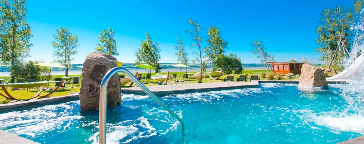 Offrez-vous une journée de détente ou une soirée inoubliable sous les étoiles au Spa des Neiges pour 34$